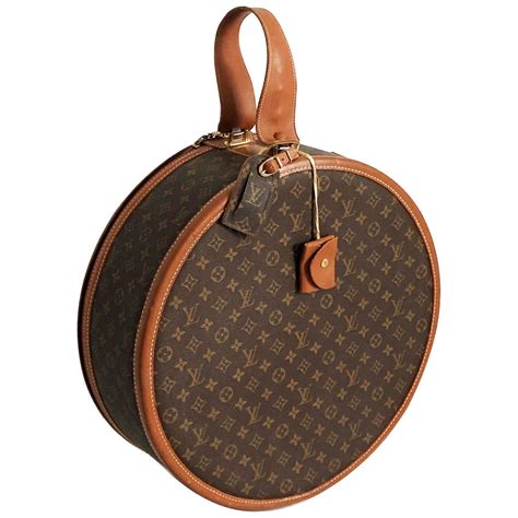 circular Louis Vuitton bag